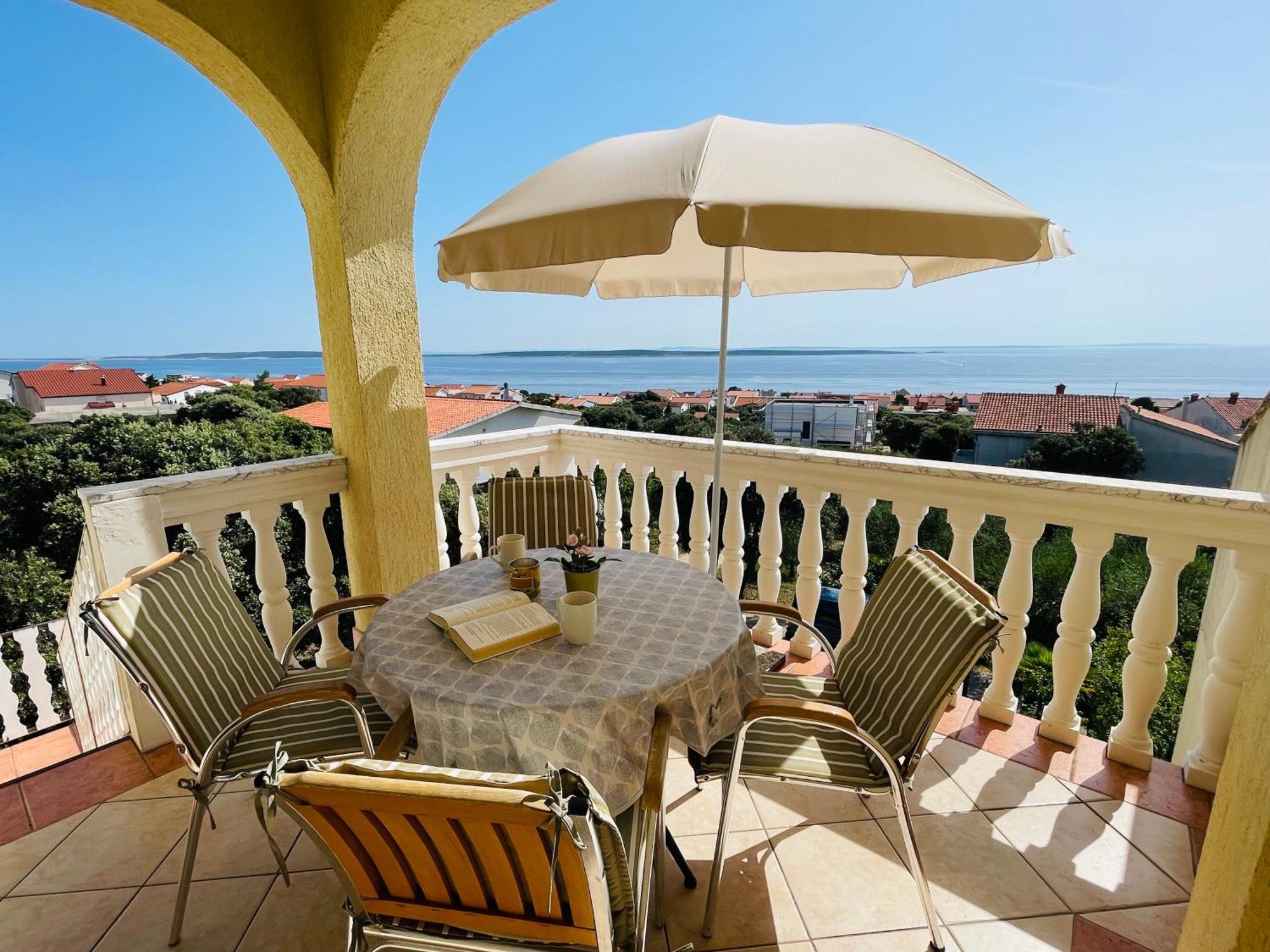 Mare Domus, Apartment *